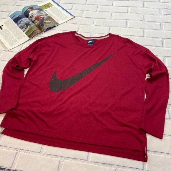 Nike Women's Long Sleeve T Shirt - Picture 2 of 10